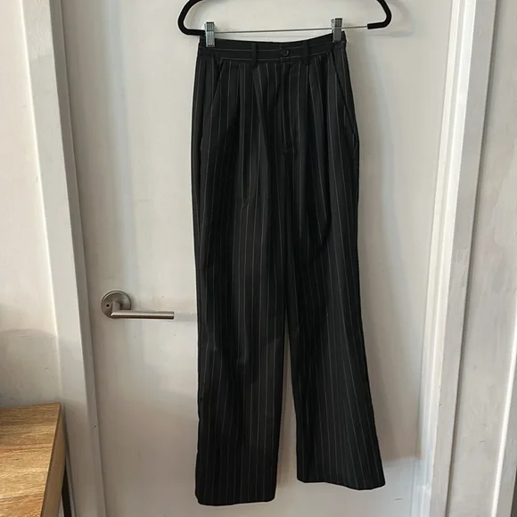 Reformation Alex Pinstriped Mid-Rise Straight-Leg Pants Black